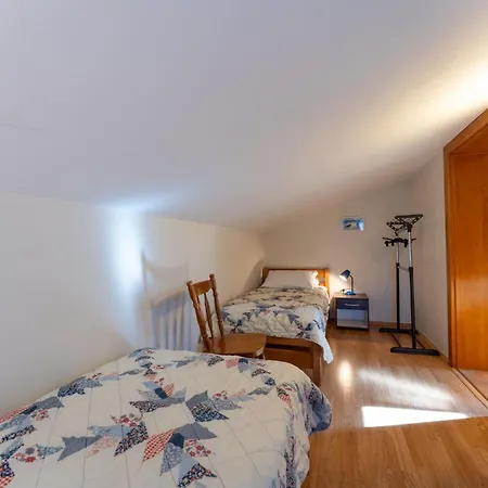 Casa Nadia In Peroj - Haus Fuer 8 Personen 펜션 파자나