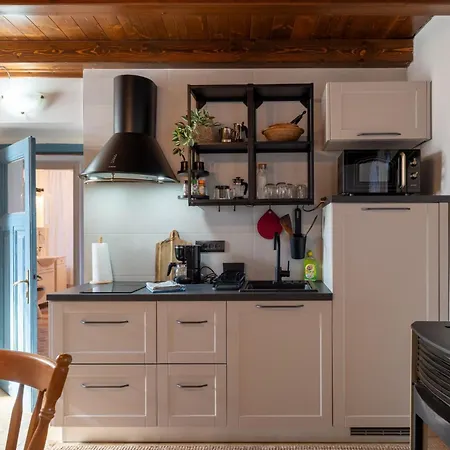 Casa Nadia In Peroj - Haus Fuer 8 Personen * 파자나