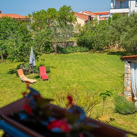 Casa Nadia In Peroj - Haus Fuer 8 Personen